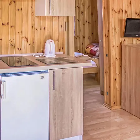 別荘 1 Bedroom In ヤロスワビエツ