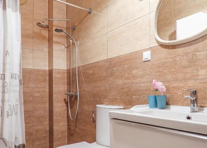 1 Bedroom In * ياروسوافيتس